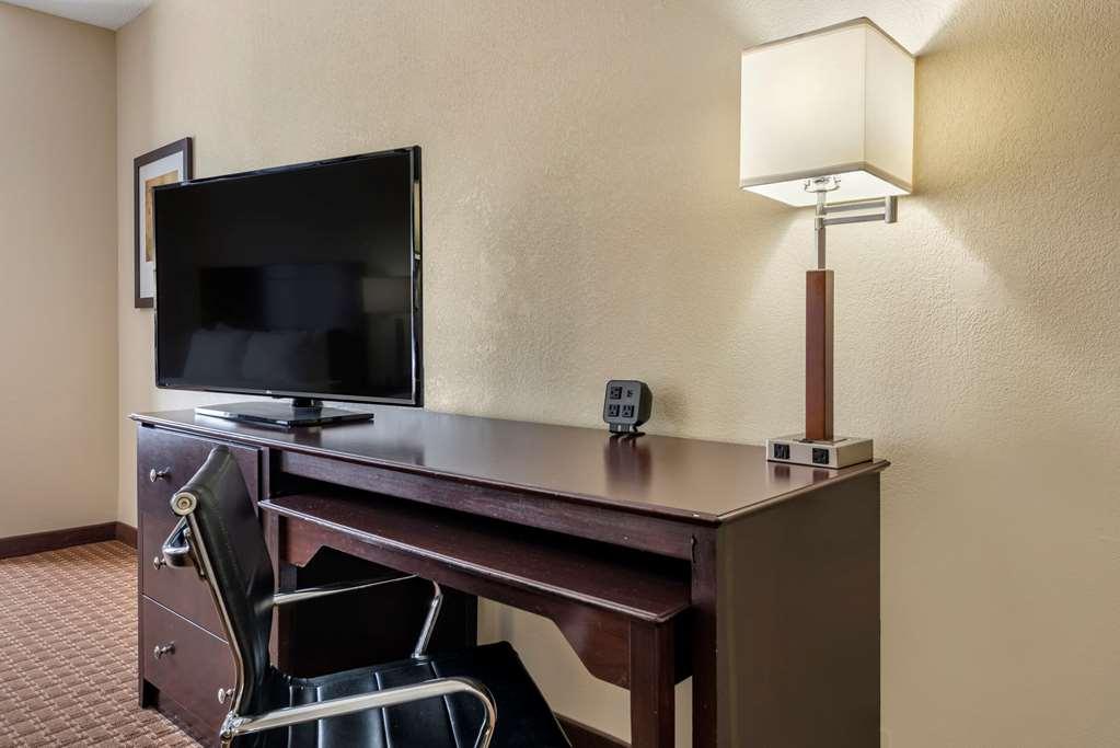 Comfort Suites Marion Habitación foto