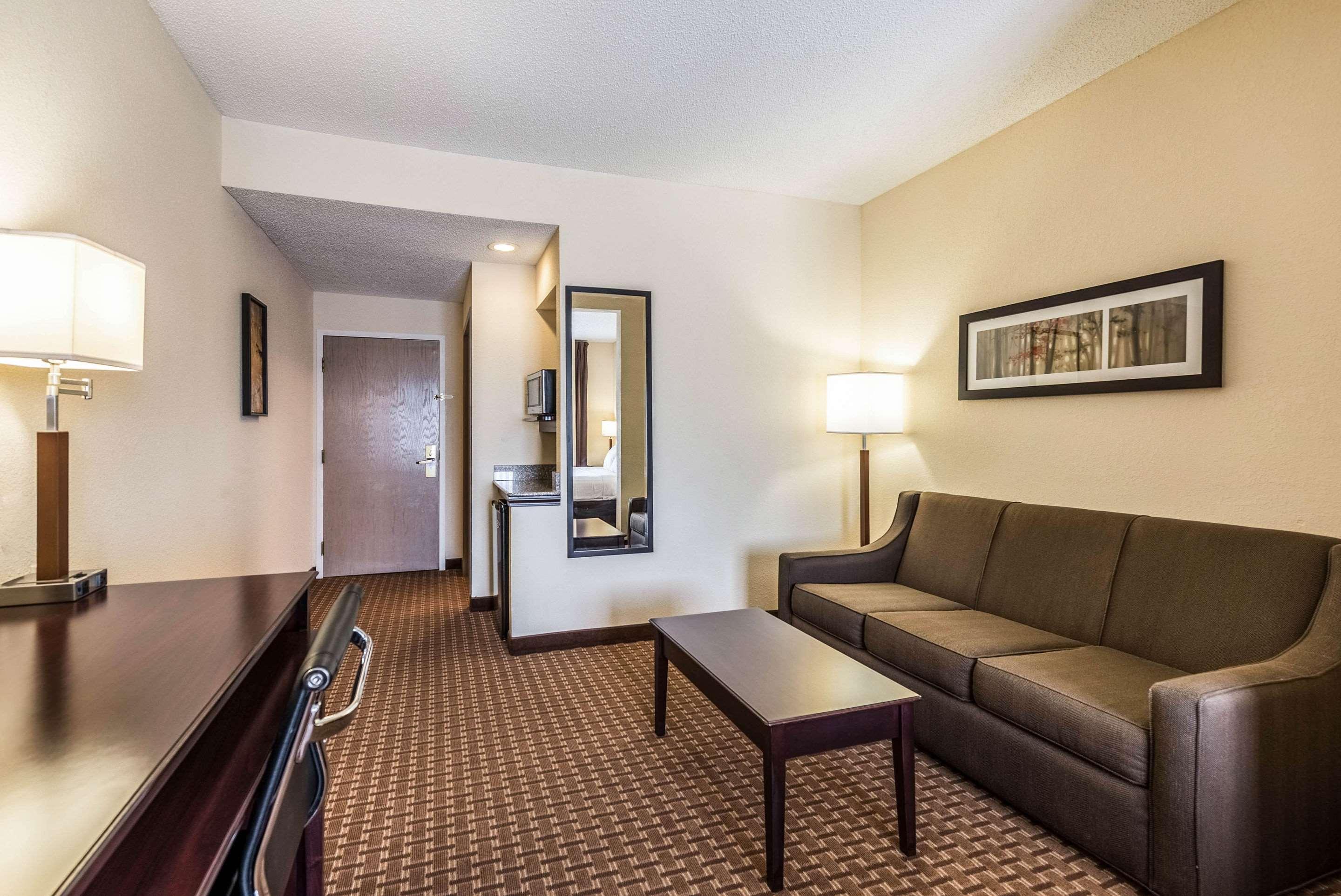 Comfort Suites Marion Exterior foto