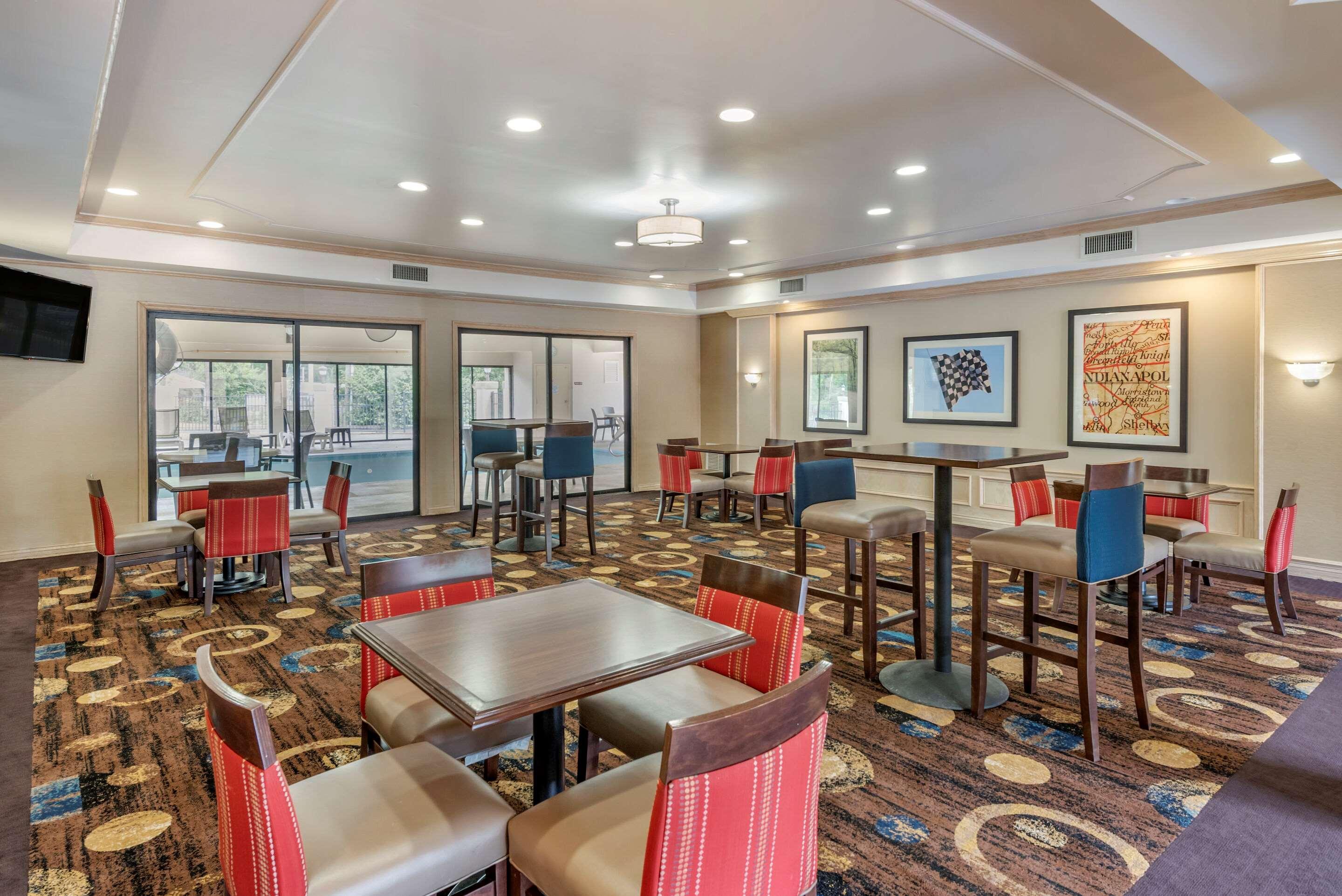 Comfort Suites Marion Exterior foto